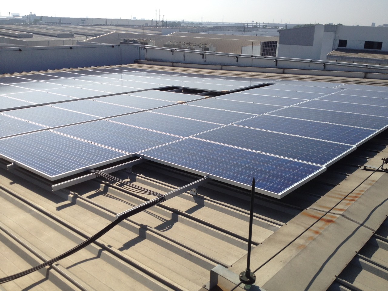Suportes de montagem de painel solar solução de inclinação ajustável para telhado Suportes de montagem de painel solar solução de inclinação ajustável para telhado
