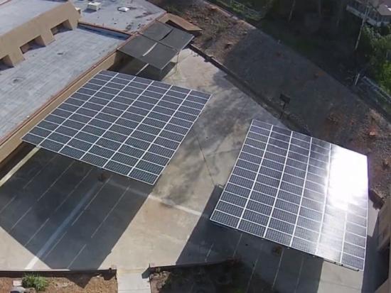 Sistema de montagem de estacionamento solar
