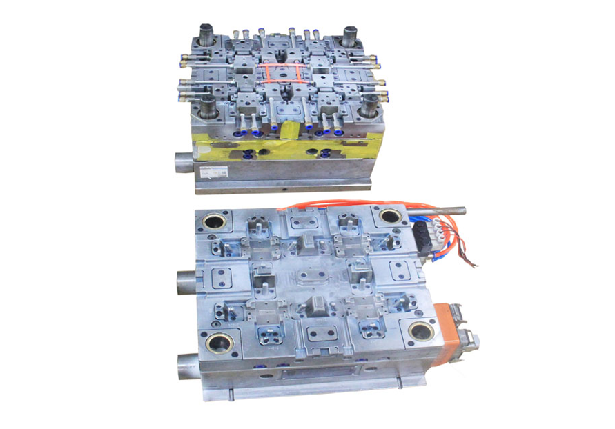 Fabricante de moldes profissional para cobertura de capacitor de precisão
