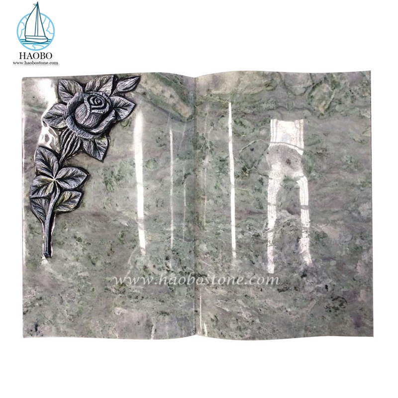 Lápide em forma de livro esculpida em granito branco da Caxemira
